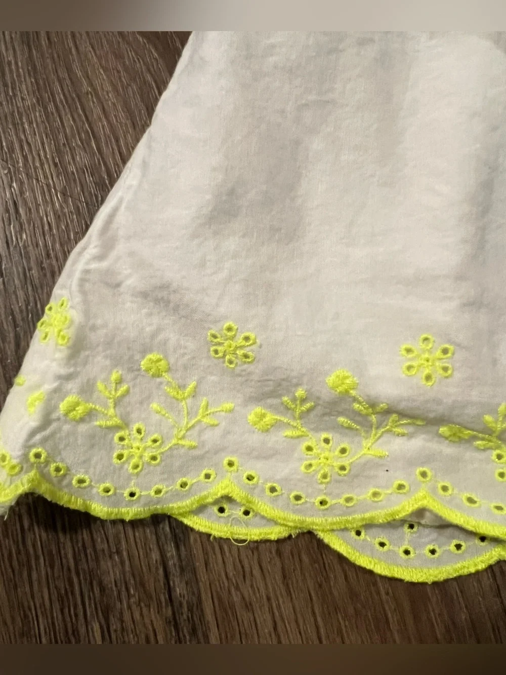 GAP White Tank Top with Neon Yellow Embroidery
